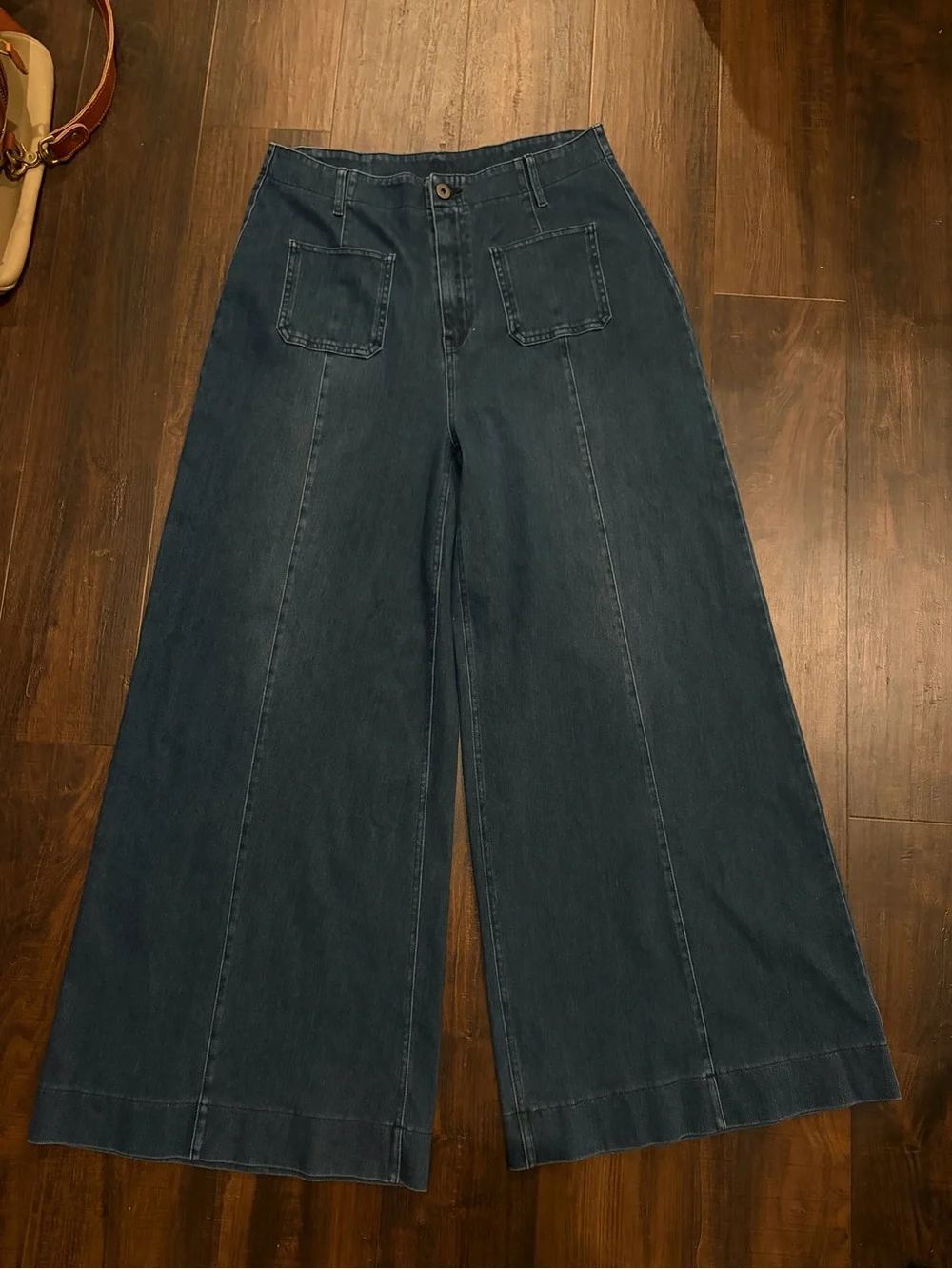 Halara Flex High Waisted Wide Leg Jeans Large Washed Pull On People